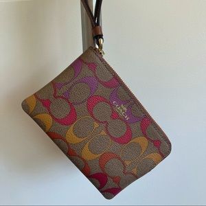 COACH wristlet wallet NEVER USED